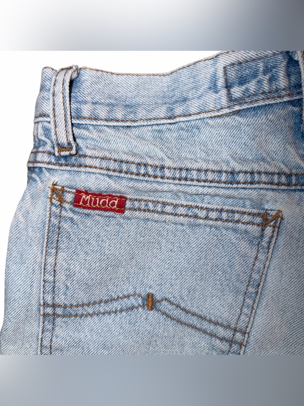 90s / Y2K Vintage Mudd Jean Shorts - Picture 4 of 11